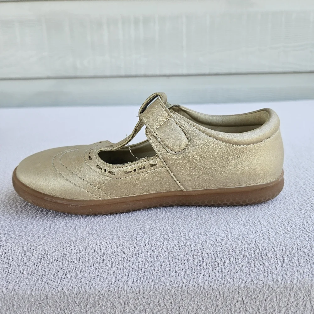Livie & Luca Amica T Strap Mary Jane Shoe Girl SZ 12 Gold Hook & Loop Dress